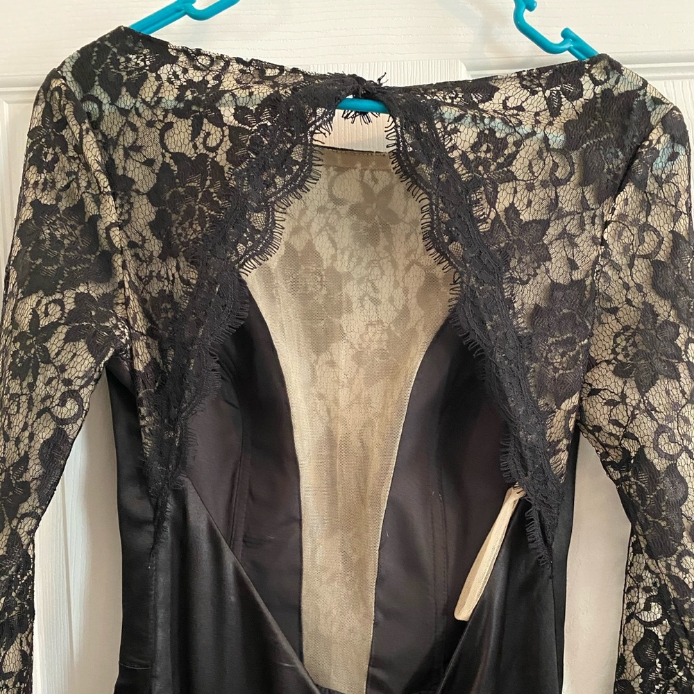 Prom dress - Picture 2 of 4